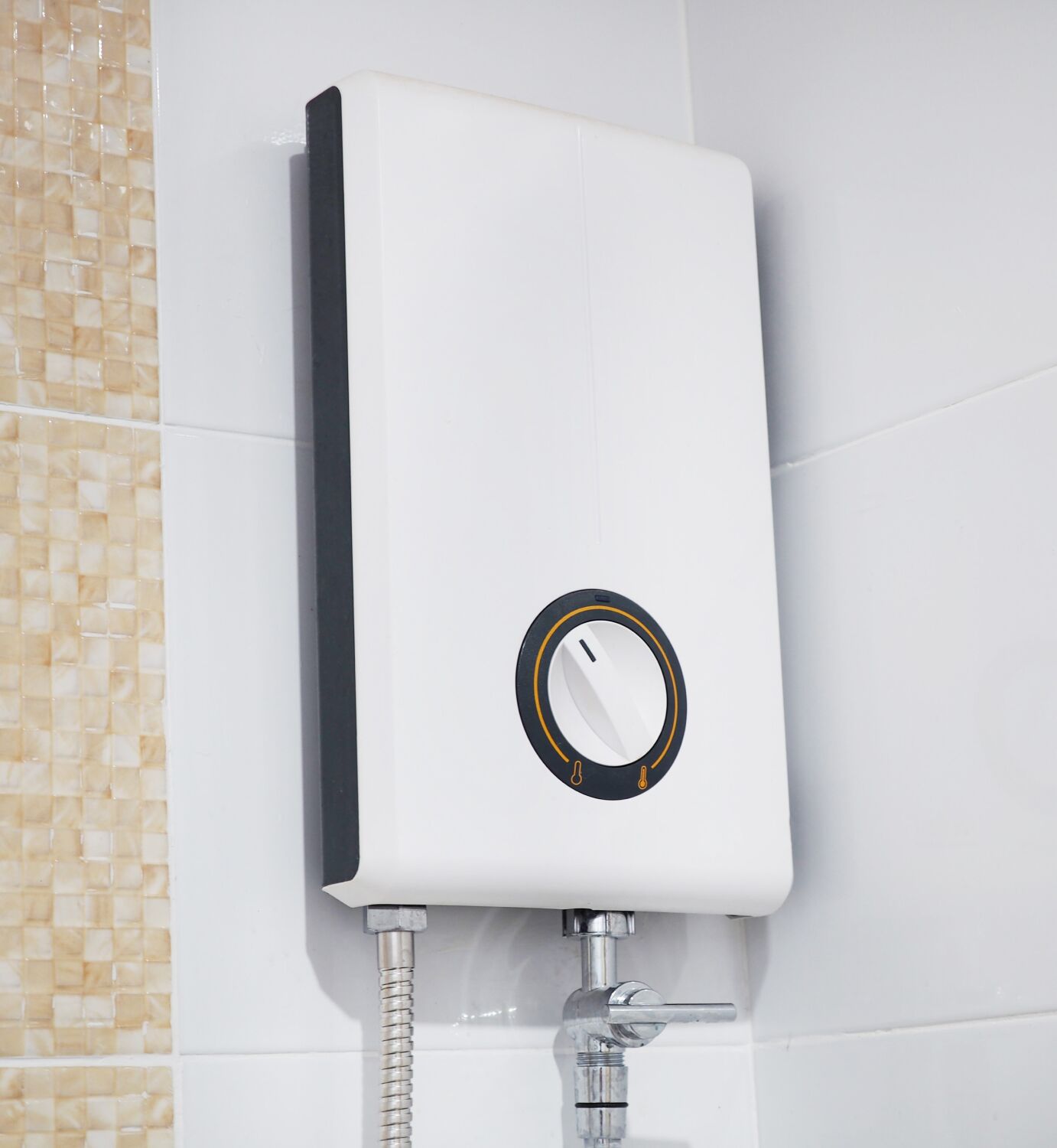 Save with Energy-Efficient Water Heaters in Newmarket - LG Home Comfort