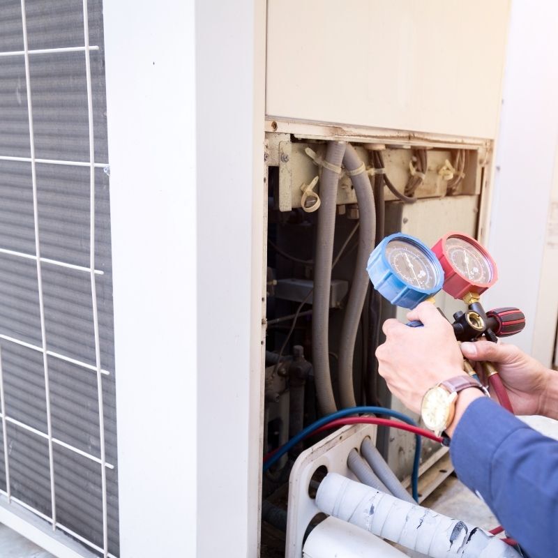 Energy-efficient-heat-pump-installation-by-expert-technician-in-Tillsonburg-ON-LG-Home-Comfort